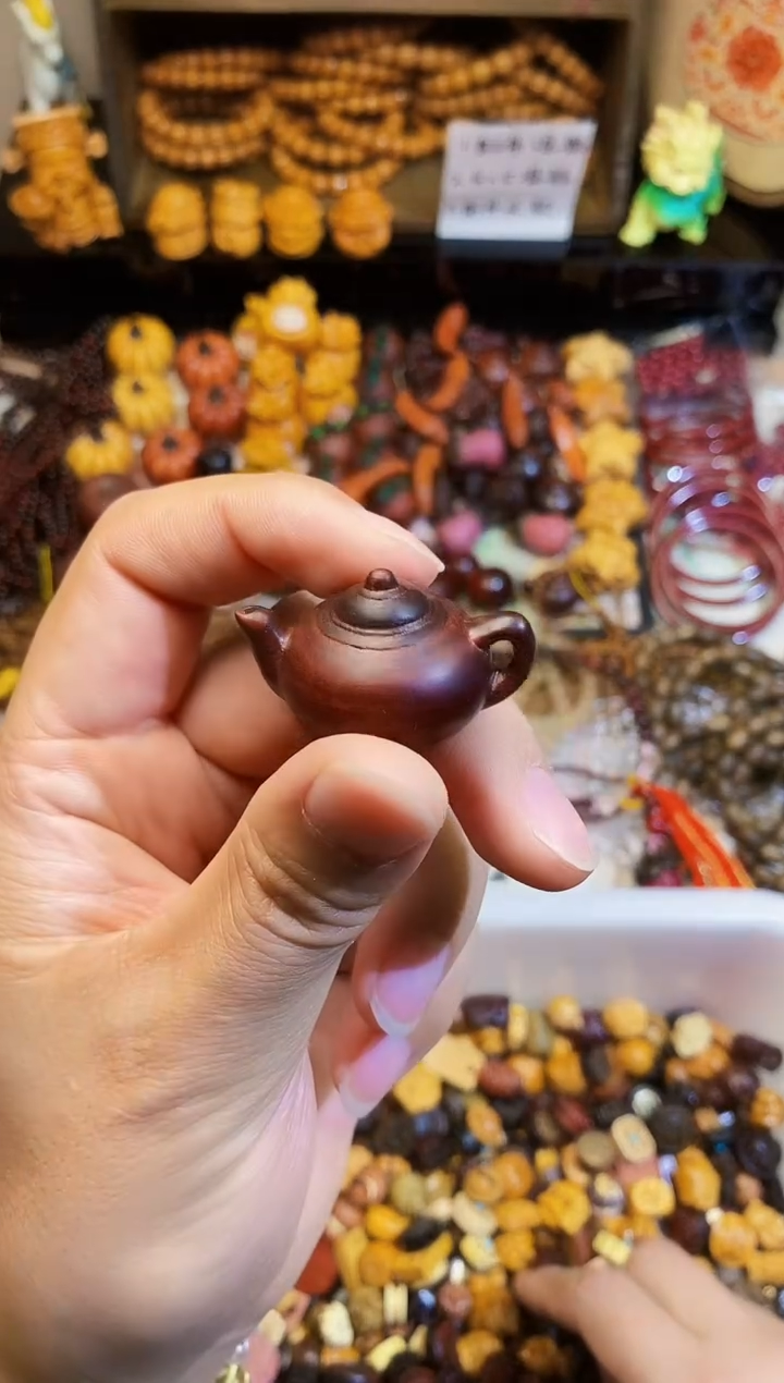 【闪购商品】非洲檀香把件把把壶