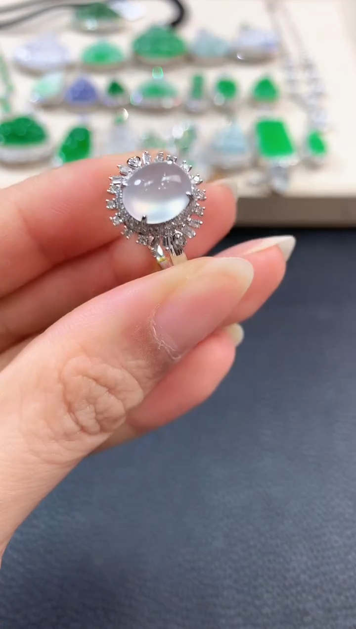 【闪购商品】翡翠戒指18K金镶嵌b57     