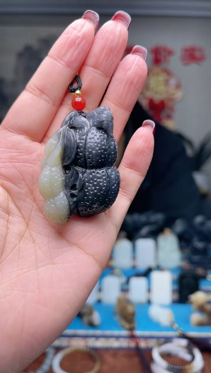 【闪购商品】和田玉挂件未镶嵌1