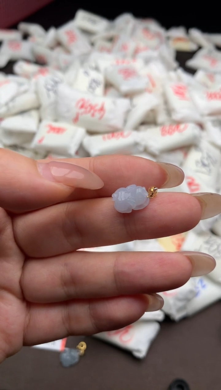 【闪购商品】翡翠挂件18K金镶嵌一