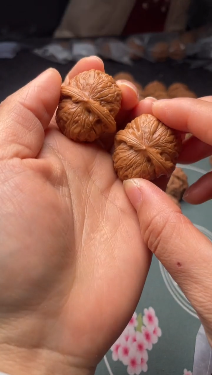 把件文玩核桃w198  乾隆磨 33尺