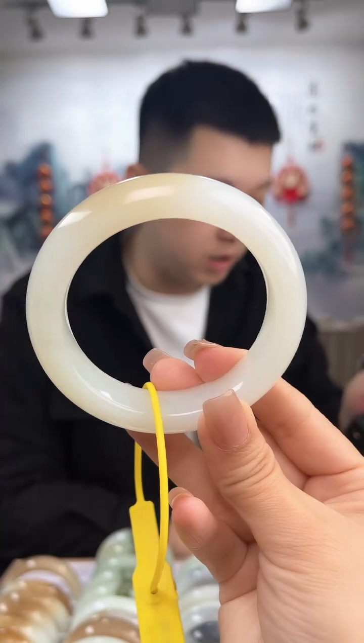 【闪购商品】和田玉手镯未镶嵌59圈口838