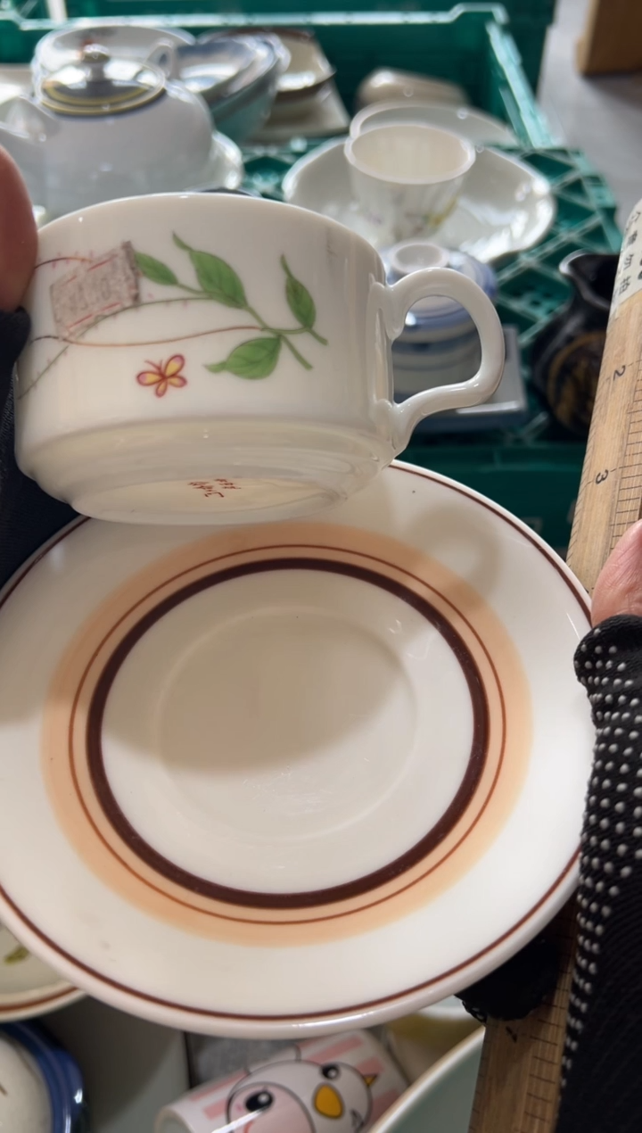 卡*球卡通求你好 满20包邮 麻烦同意一下推迟发货  谢谢