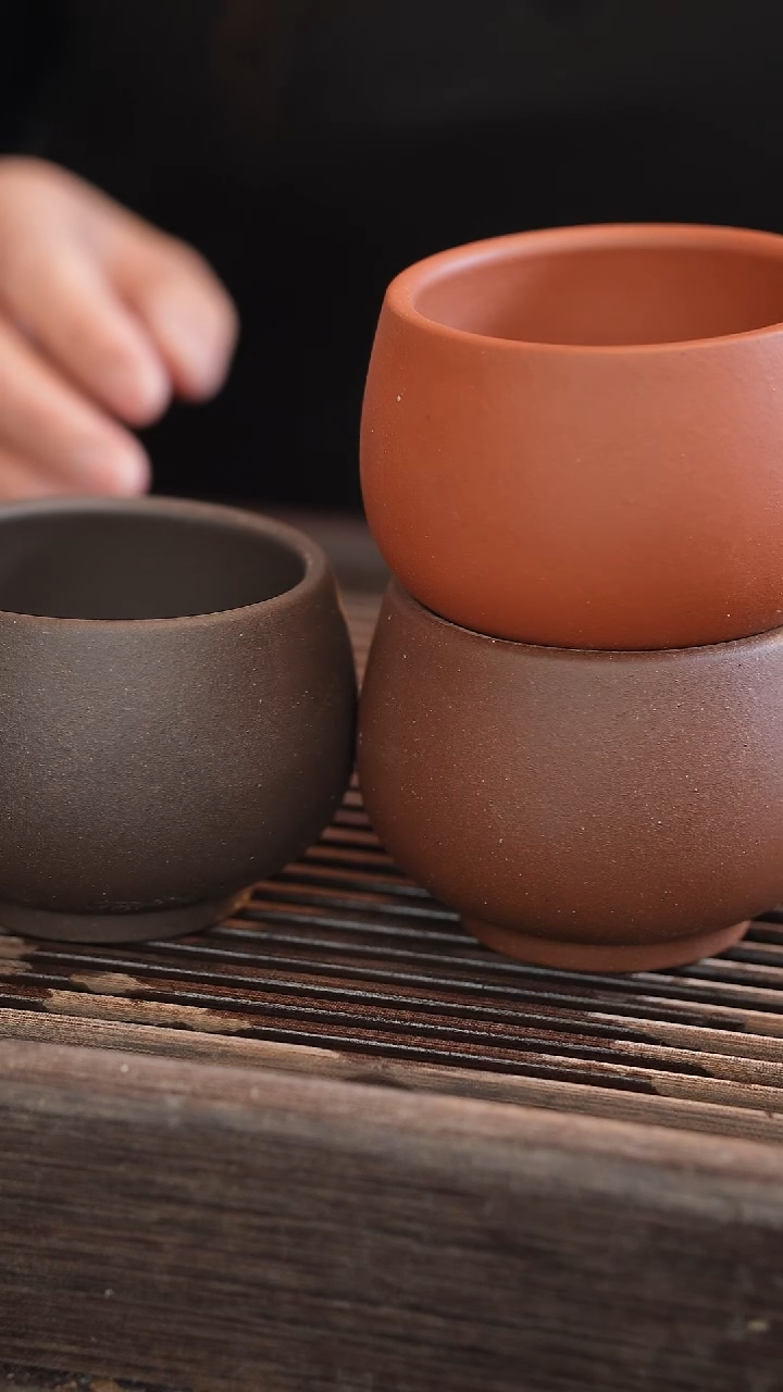 茶壶紫砂【发三个杯子】黑金砂 变色龙 北红赤铁 200cc 【缸杯】