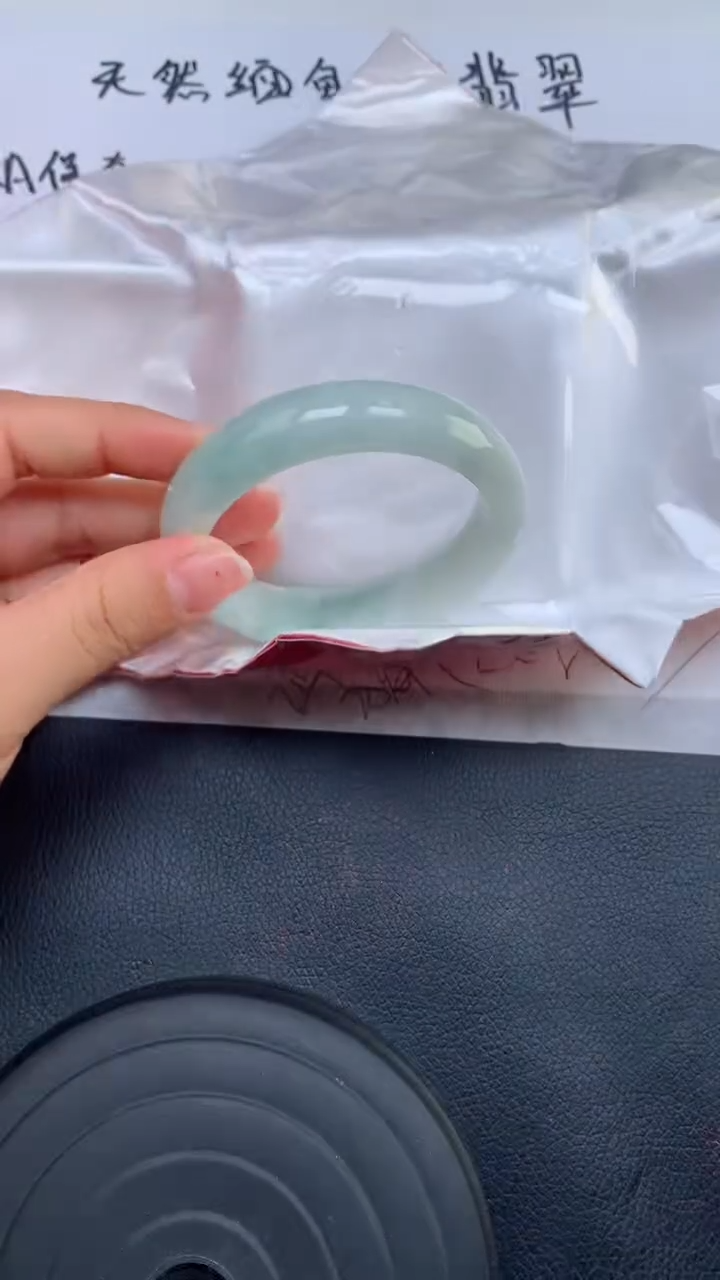 【闪购商品】翡翠手镯未镶嵌天然缅甸A货翡翠手镯