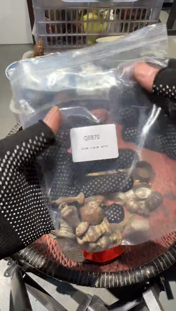 ?**?秒拍秒付瓷铜摆件