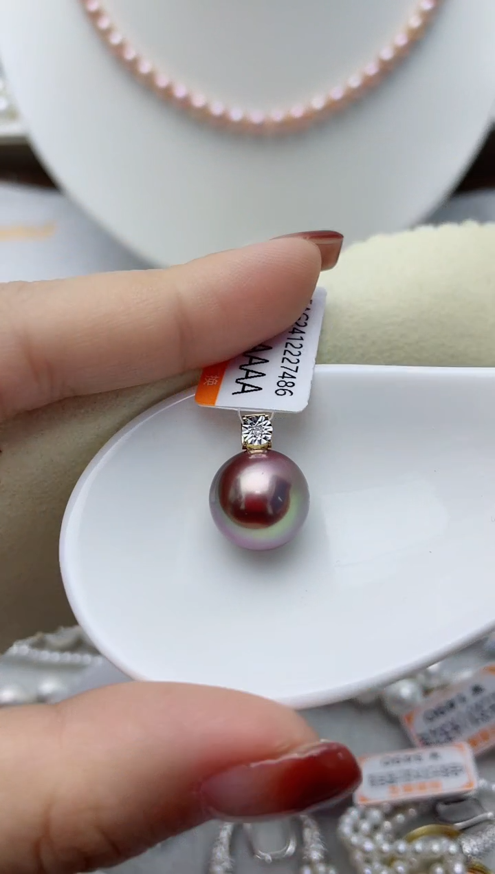 【闪购商品】淡水珍珠颈饰18K金镶嵌W60