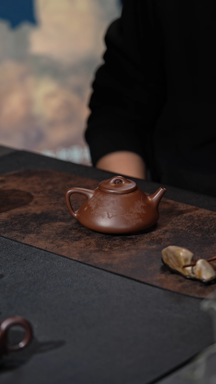 【闪购商品】紫砂茶壶子冶石瓢 紫泥