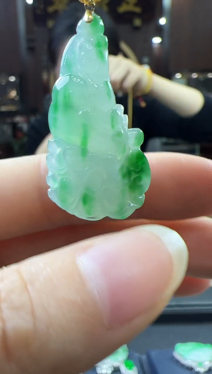 【闪购商品】翡翠挂件18K金镶嵌白菜 不含链