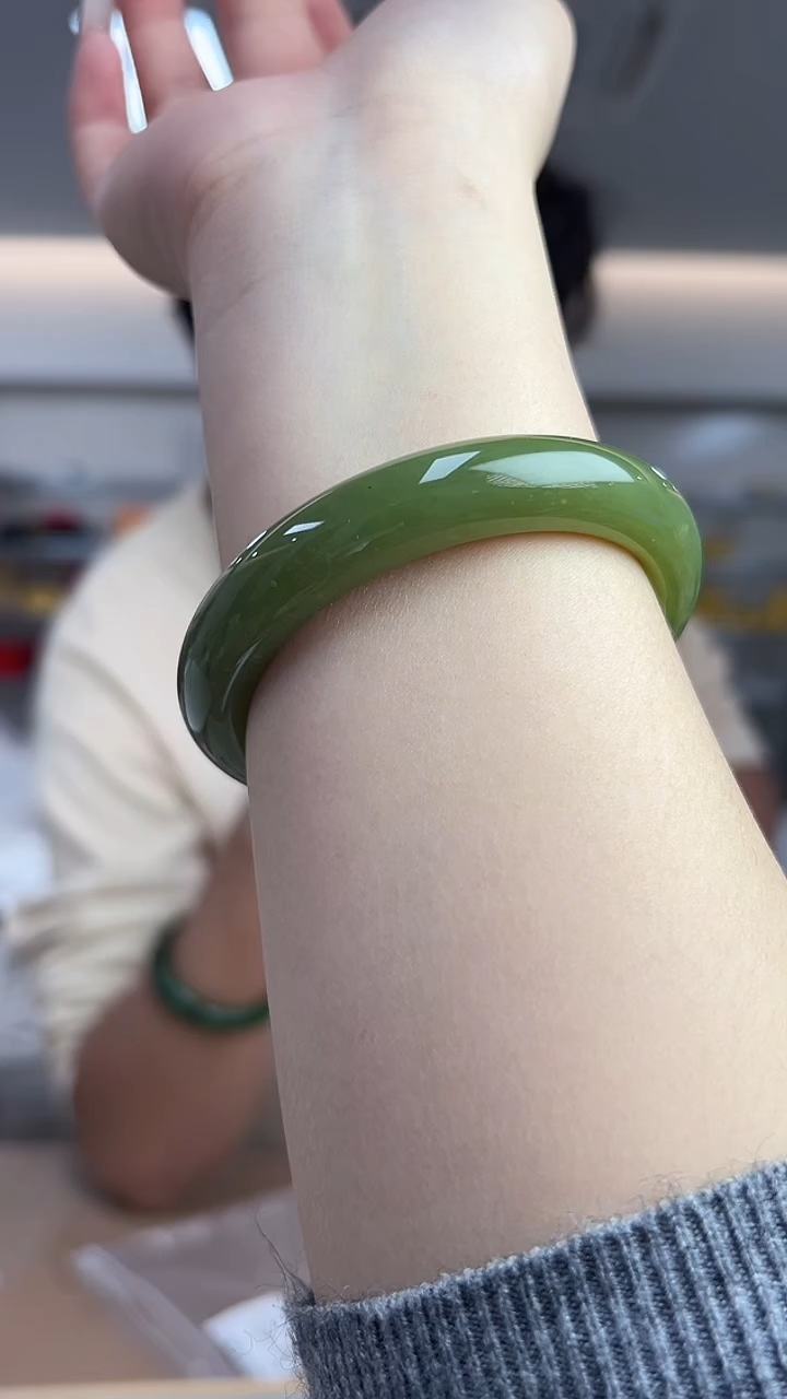 【闪购商品】和田玉黄玉未镶嵌手镯-1520圈口54-62