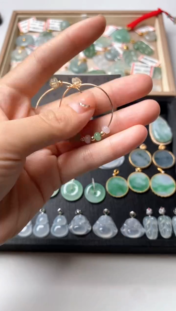 颈饰未镶嵌翡翠1