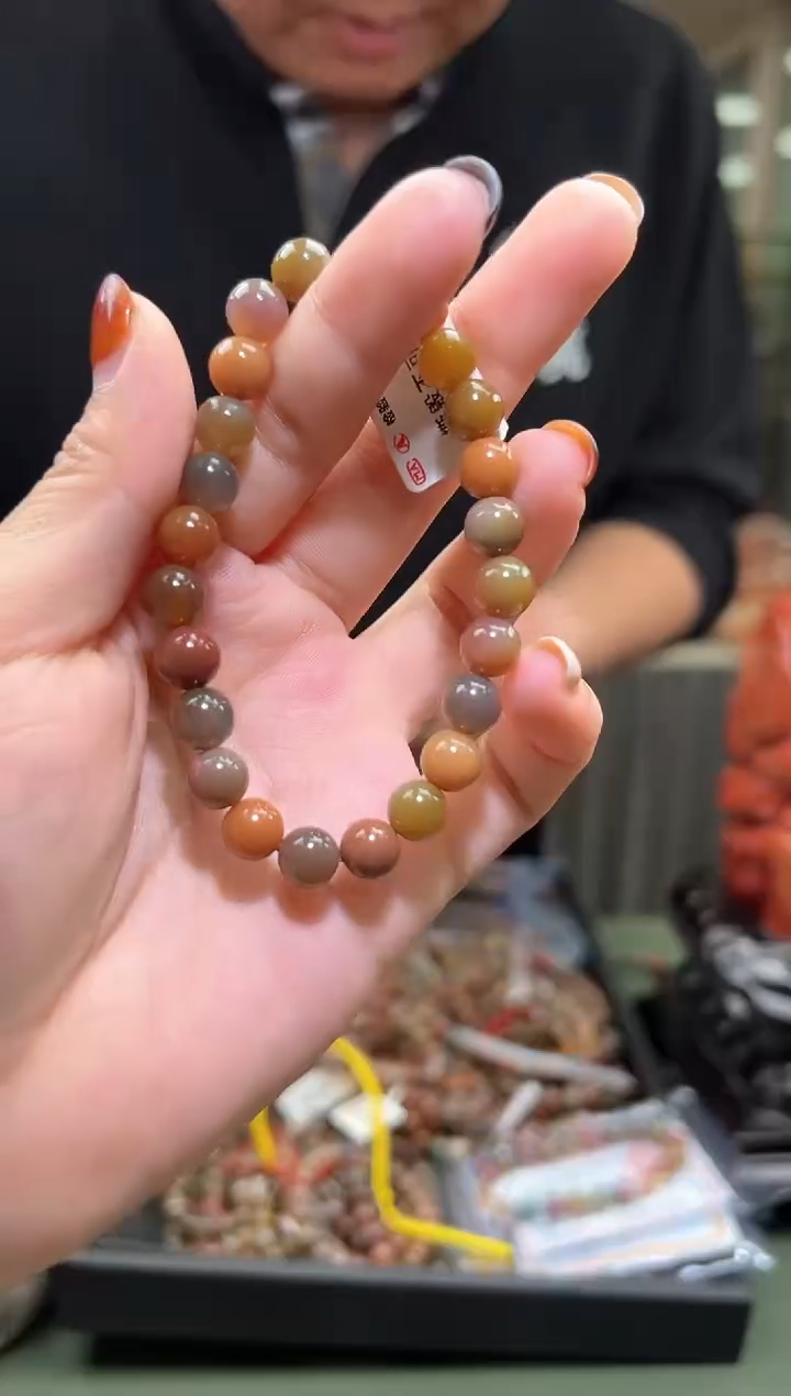 【闪购商品】玛瑙/玉髓手串未镶嵌单圈手串一条约7mm+ 多样性发货