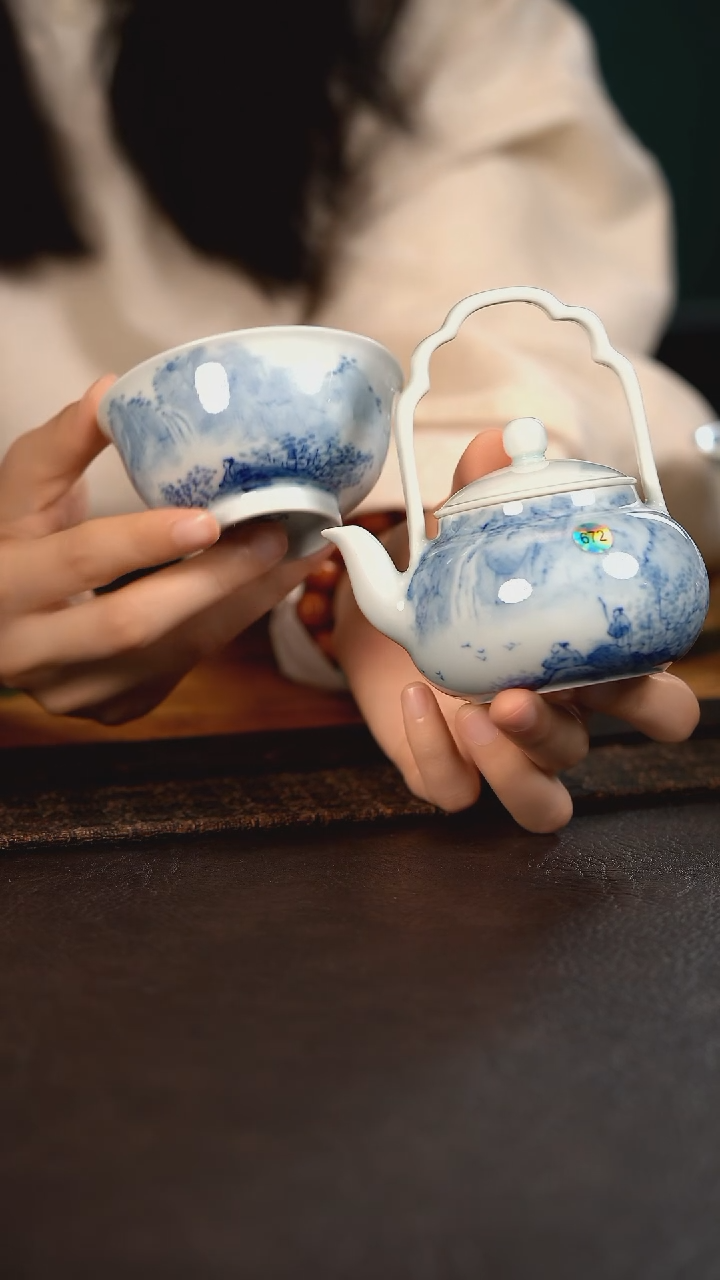 【闪购商品】杯HLX陶瓷山水普洱杯804+972提梁壶