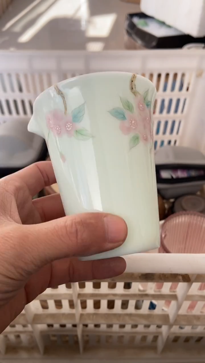 杯子瓷无运费险有瑕疵的摄影的产品有使用过的痕迹有点脏介意勿拍