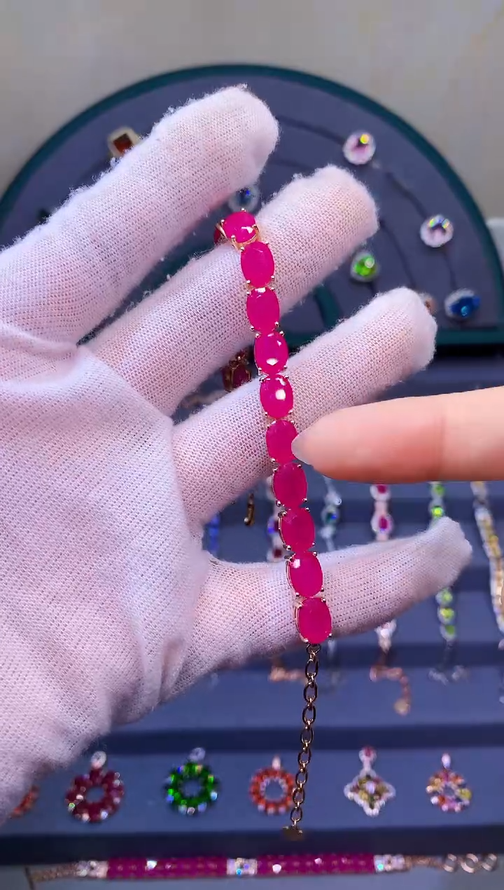 【闪购商品】红宝石手链银S925镶嵌5