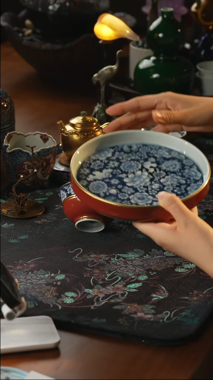 瓷片一如山坊   