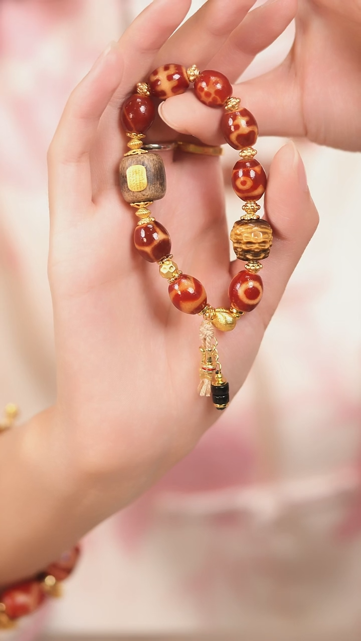 玛瑙/玉髓（覆膜）颈饰未镶嵌传世珠宝