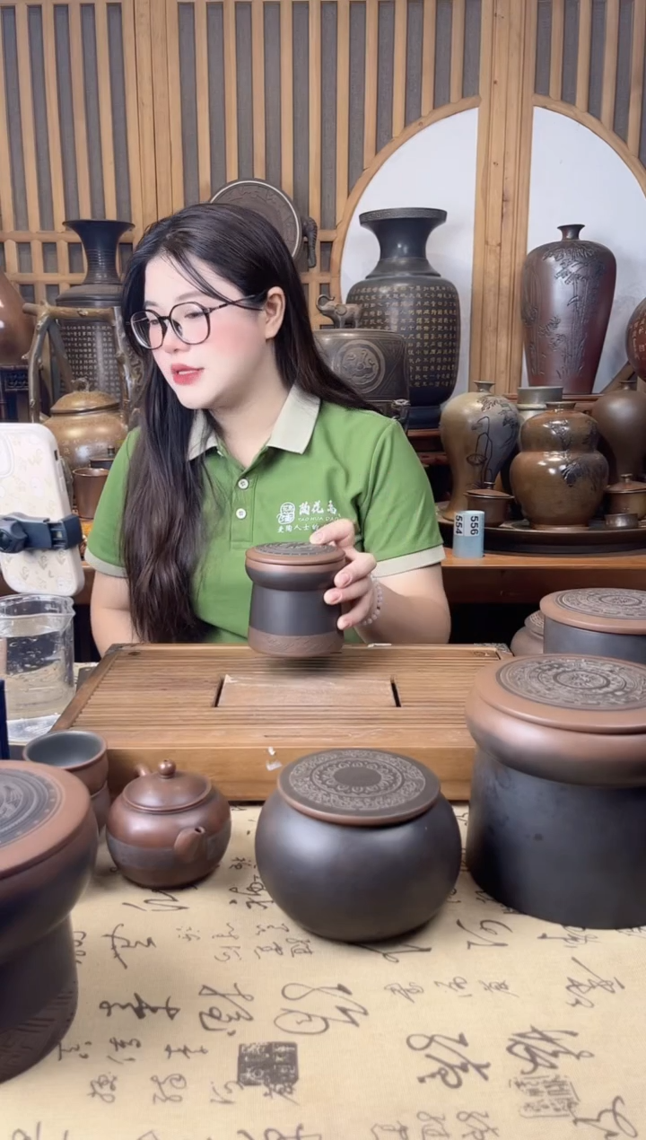 钦州坭兴陶原矿泥料 密封铜鼓二两