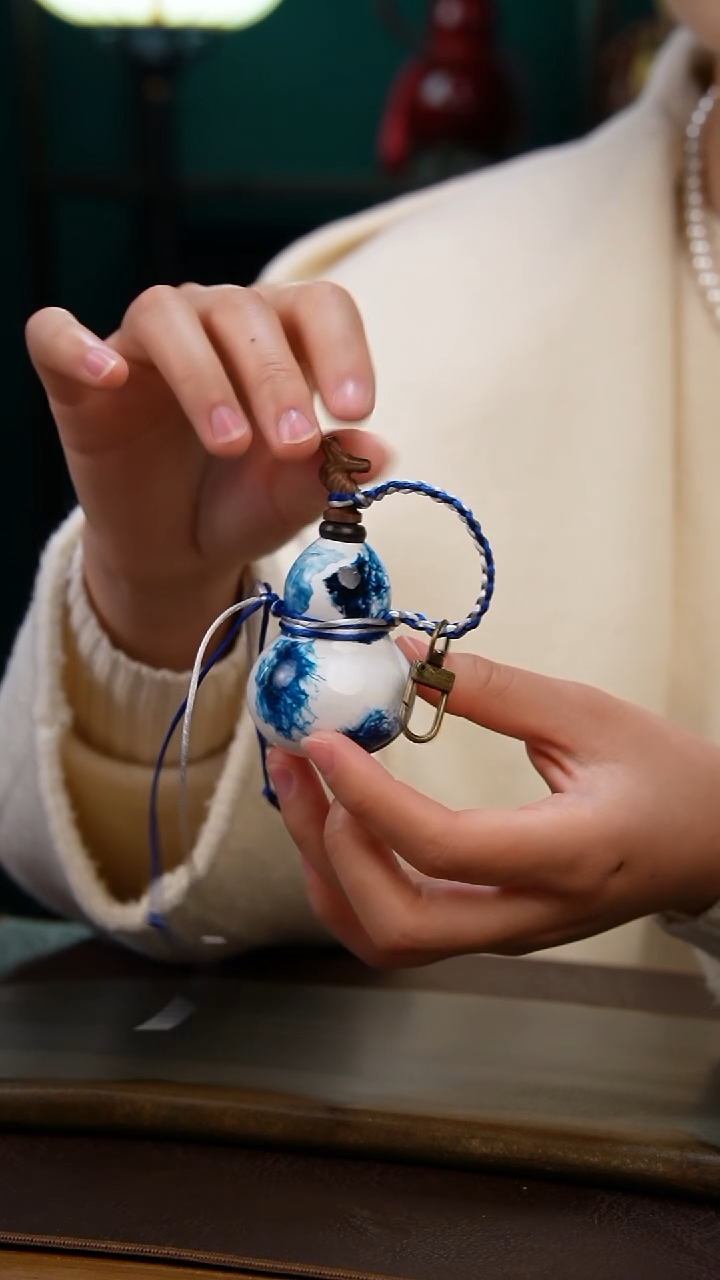 【闪购商品】E594小葫芦挂件（无内胆）一物一拍