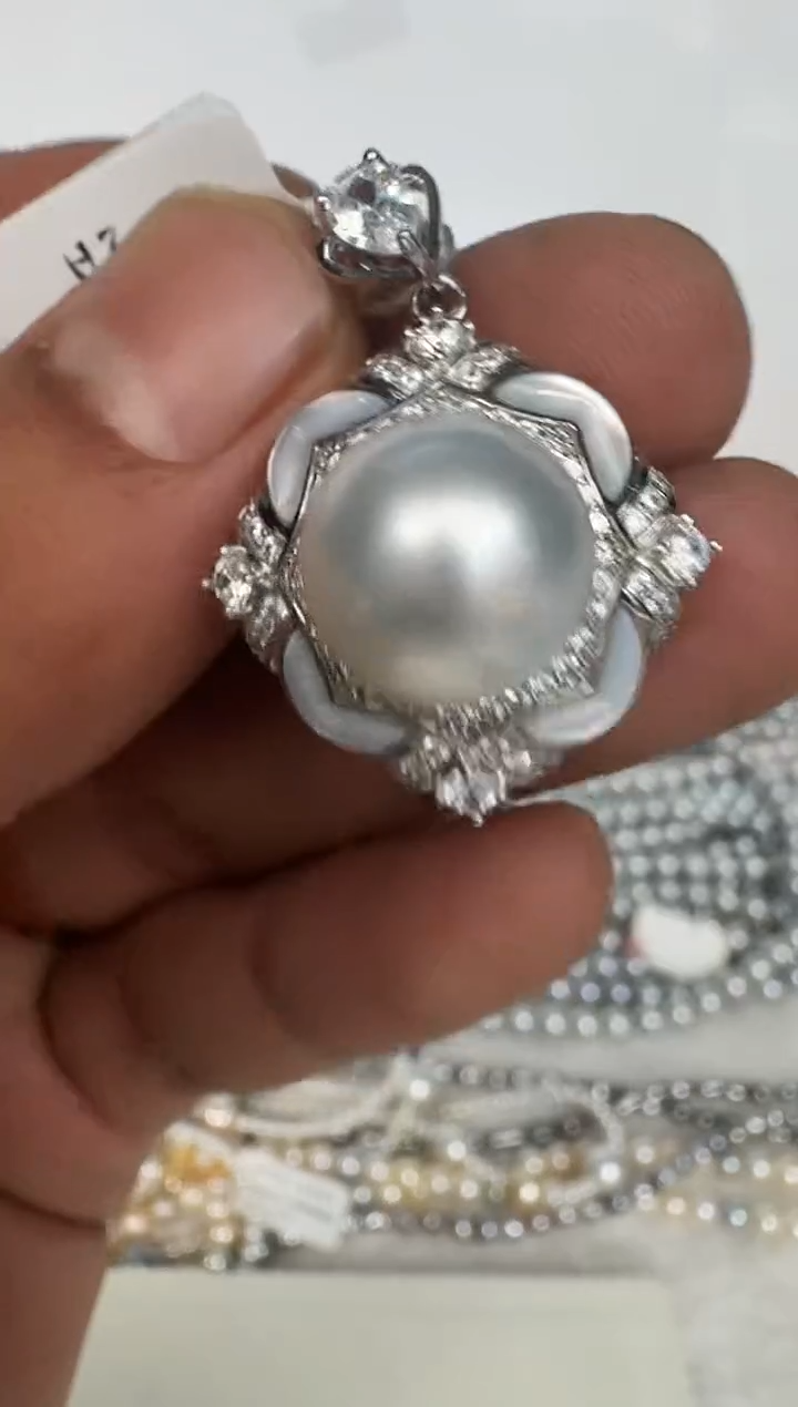 颈饰银S925镶嵌海水珍珠吊坠