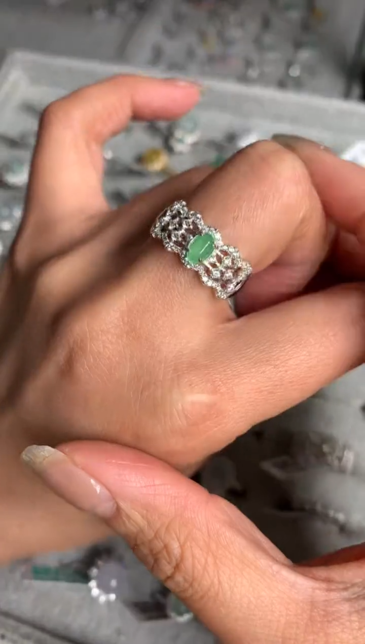 银S925镶嵌戒指翡翠5