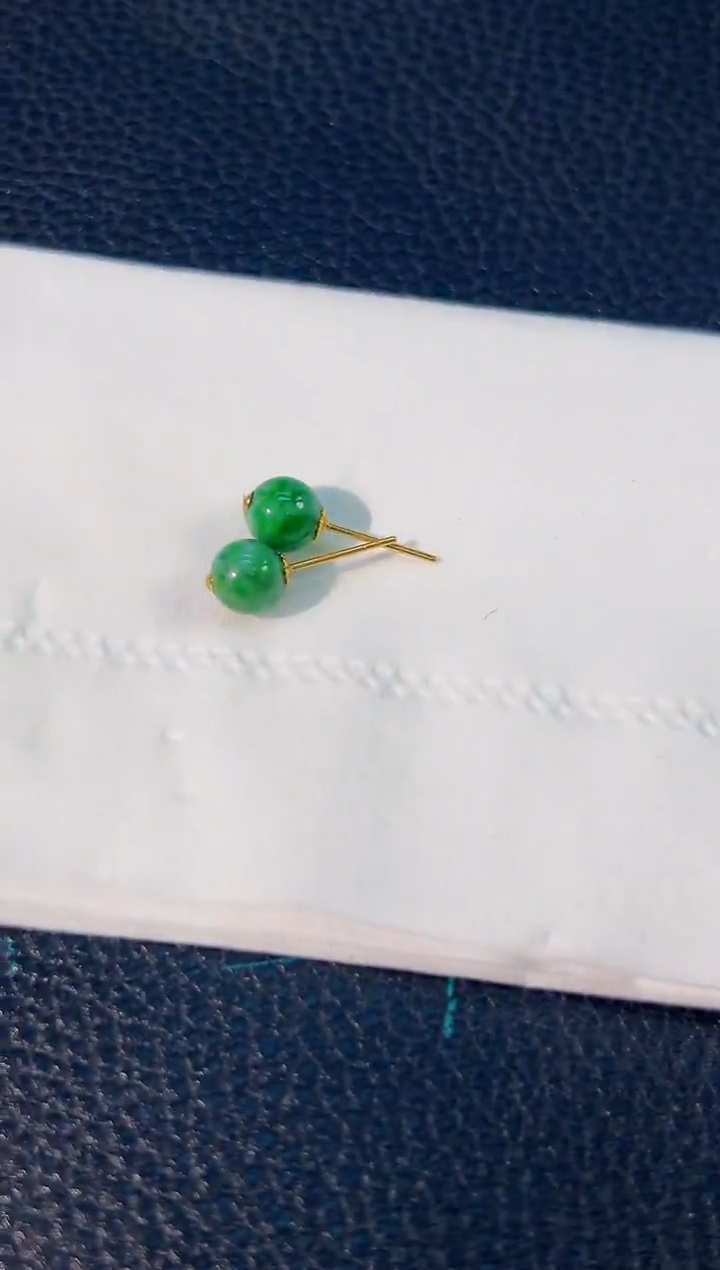 颈饰18K金镶嵌翡翠缅料A货/多样性发货/一件