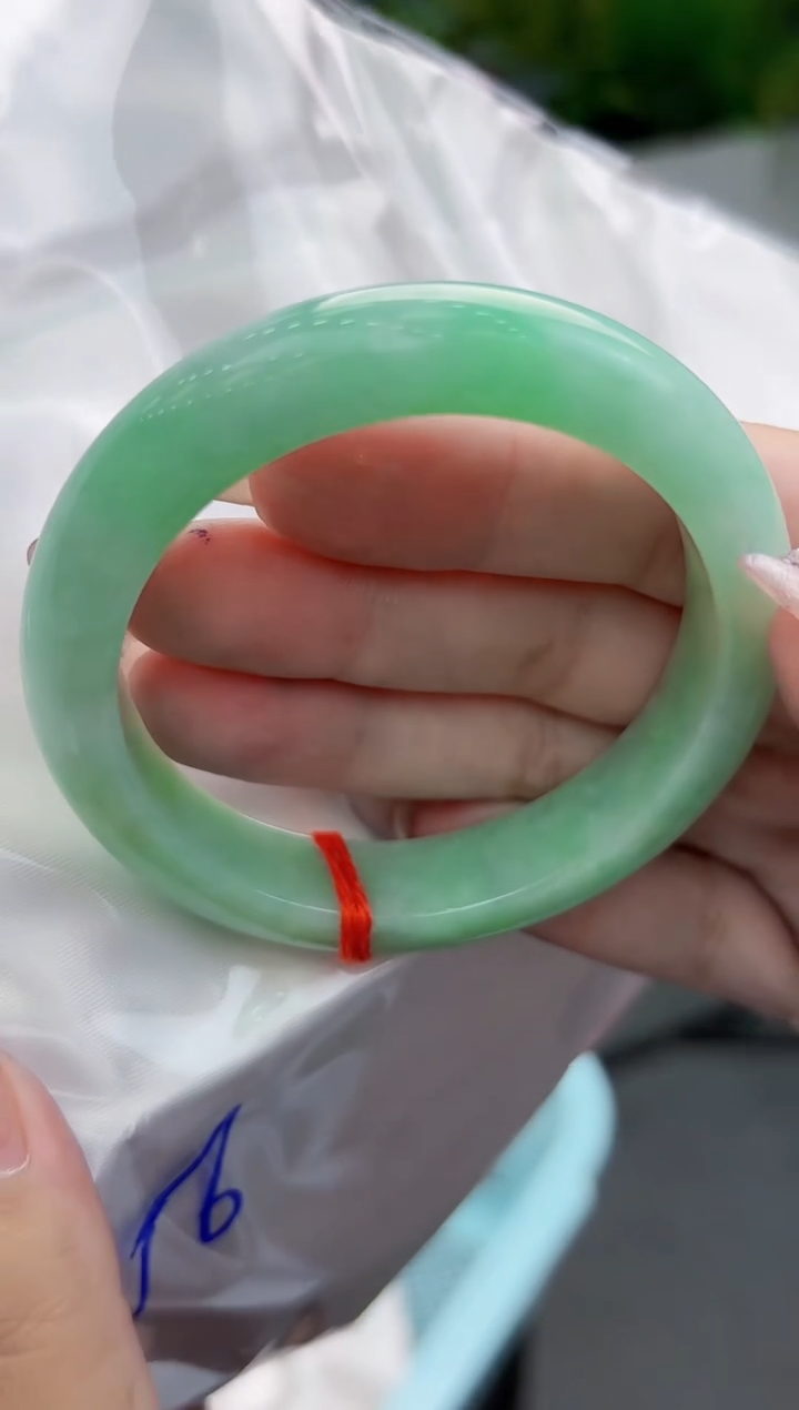 【闪购商品】翡翠手镯未镶嵌翡翠手镯