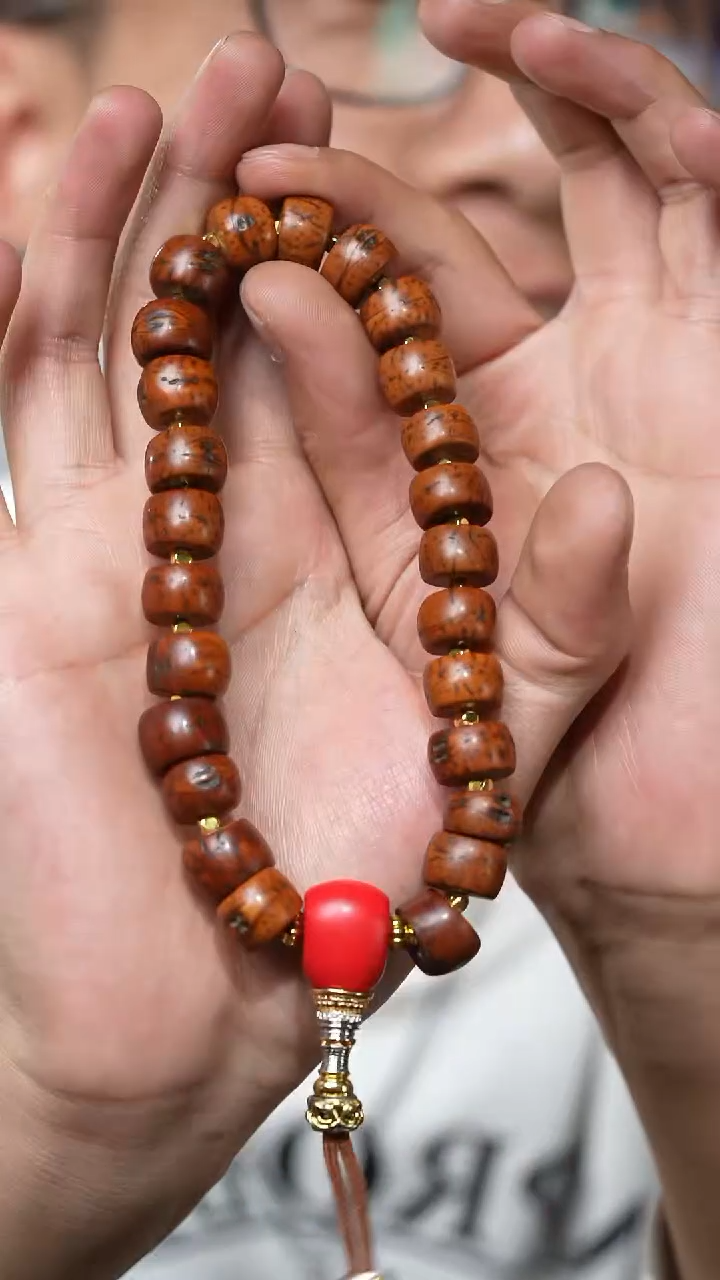 【闪购商品】老凤眼（多样性发货，发其一）