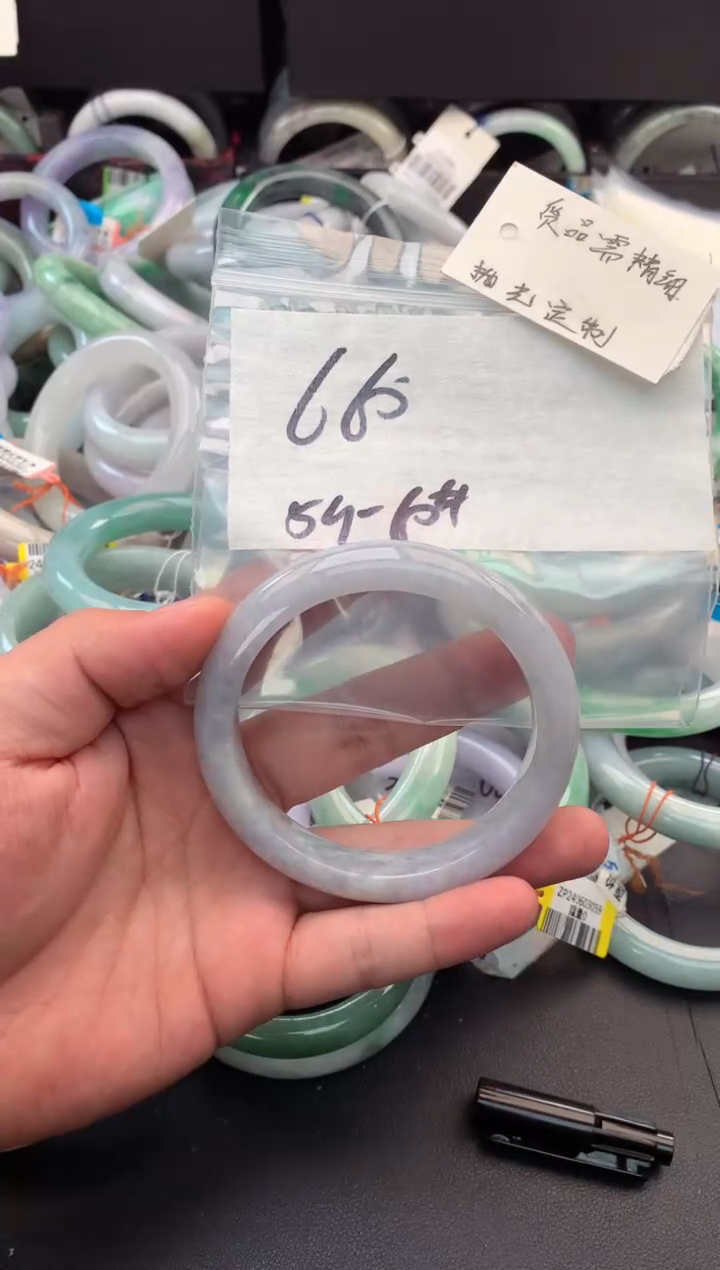 【闪购商品】定制翡翠未镶嵌毛货需精细抛光+多人