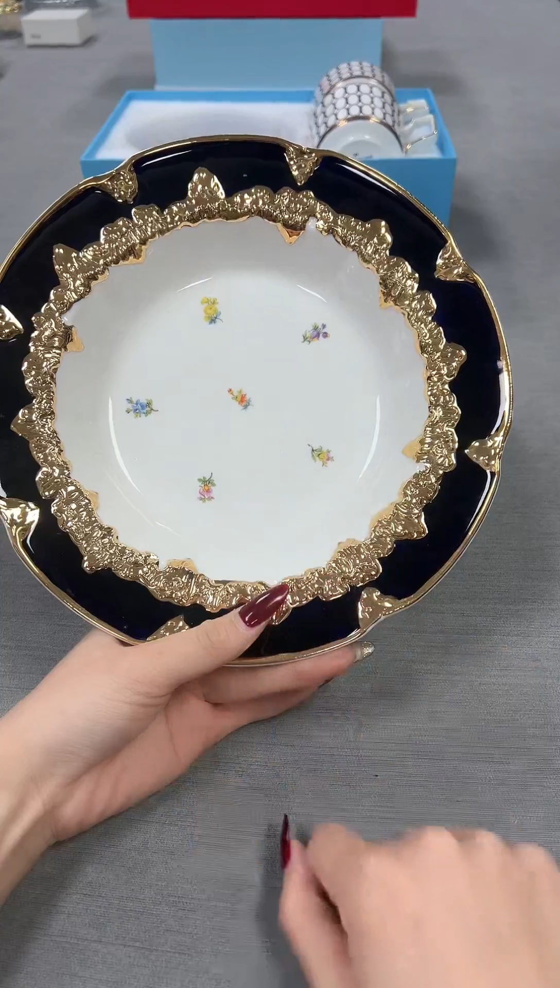 【闪购商品】瓷片新号开播不计成本欢迎点菜！