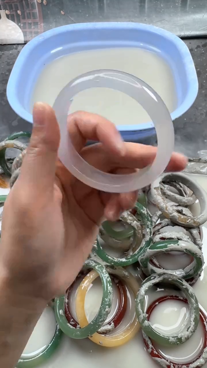 玛瑙/玉髓手镯未镶嵌79 