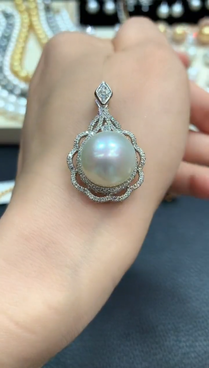 【闪购商品】海水珍珠吊坠18K金镶嵌m46       