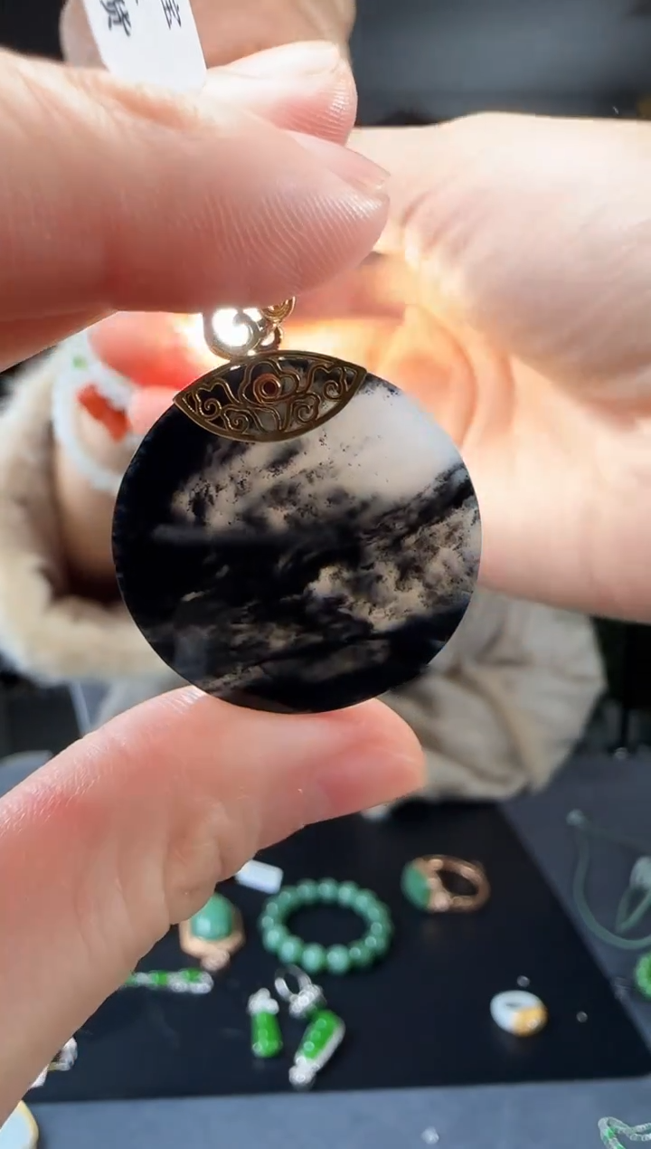 【闪购商品】和田玉18K金镶嵌吊坠(不含链)1