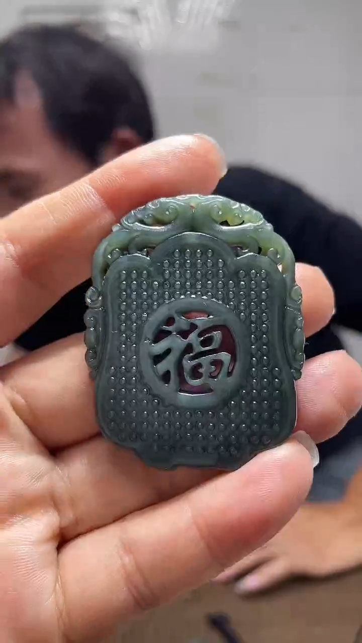 未镶嵌和田玉把件1
