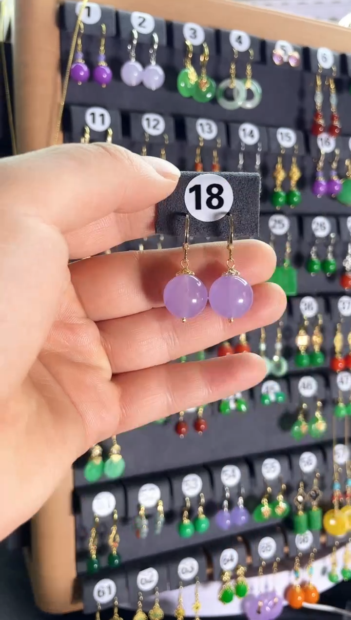 【闪购商品】翡翠耳饰银S925镶嵌18....