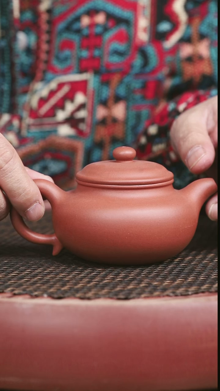 茶壶紫砂老红泥仿古200CC