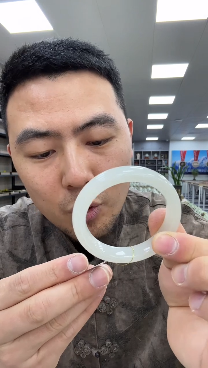 【闪购商品】和田玉手镯未镶嵌52-53  448