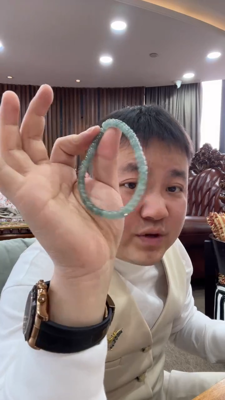 未镶嵌手链翡翠手链