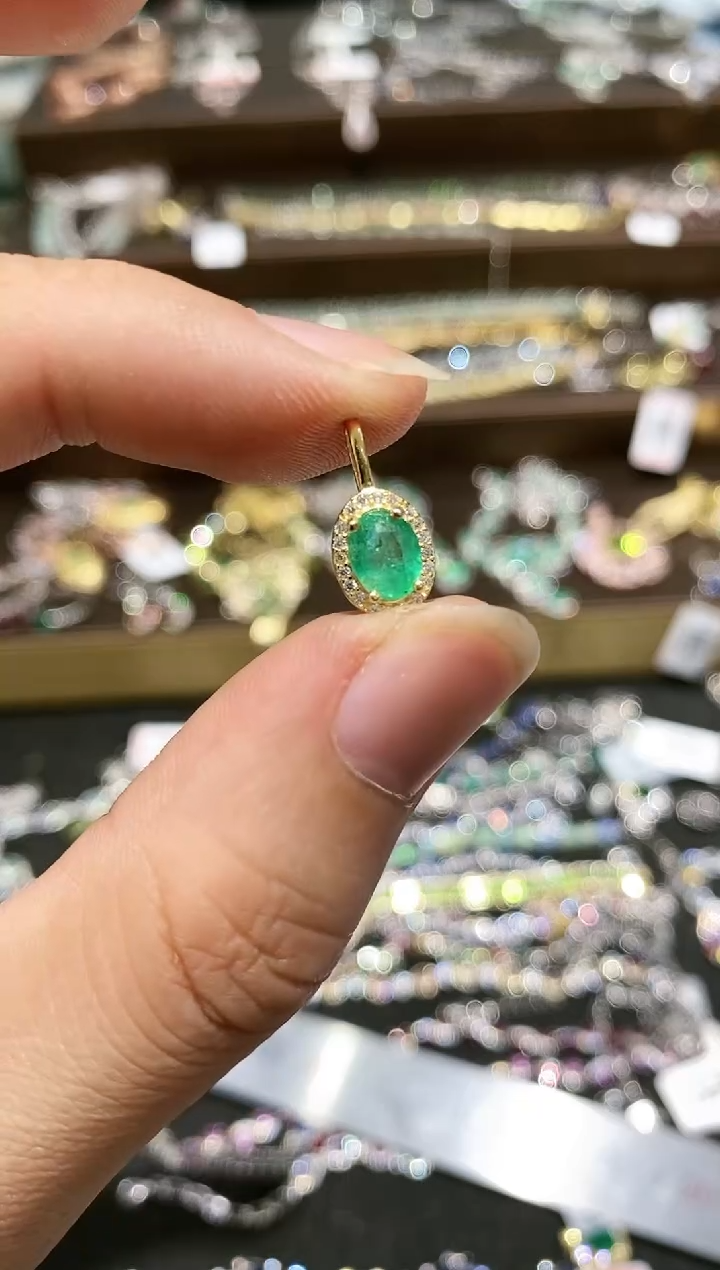 【闪购商品】祖母绿颈饰银S925镶嵌吊坠