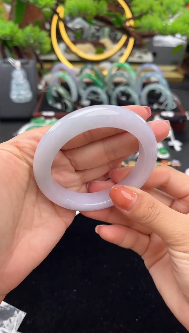 未镶嵌手镯翡翠手镯