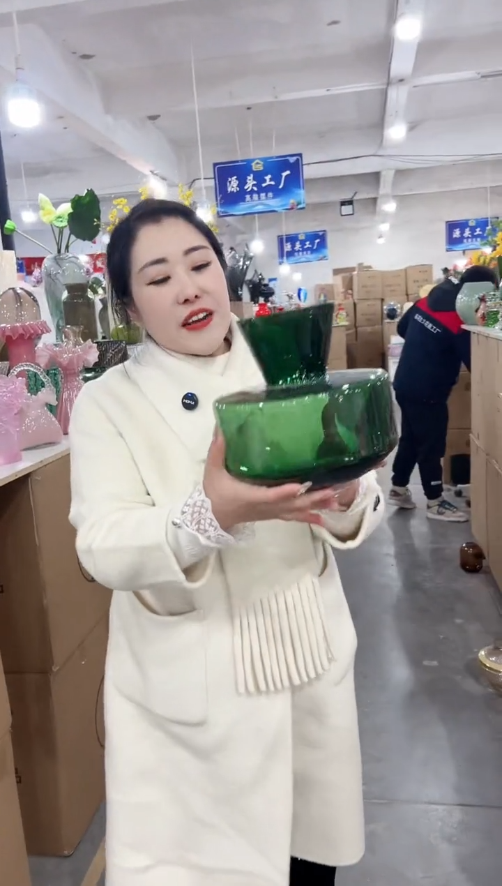 【闪购商品】玻璃花伴你花瓶微瑕-POKEY