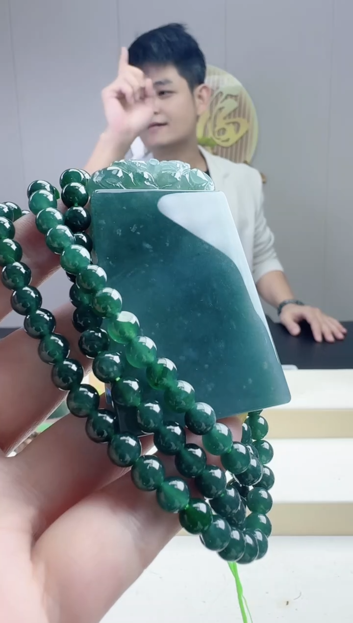 颈饰未镶嵌翡翠天然A货翡翠  多样性随机发其一