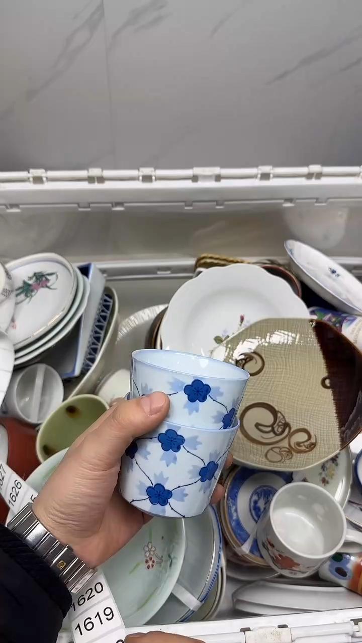 【闪购商品】1617回流瓷器默认微瑕，18.8包邮