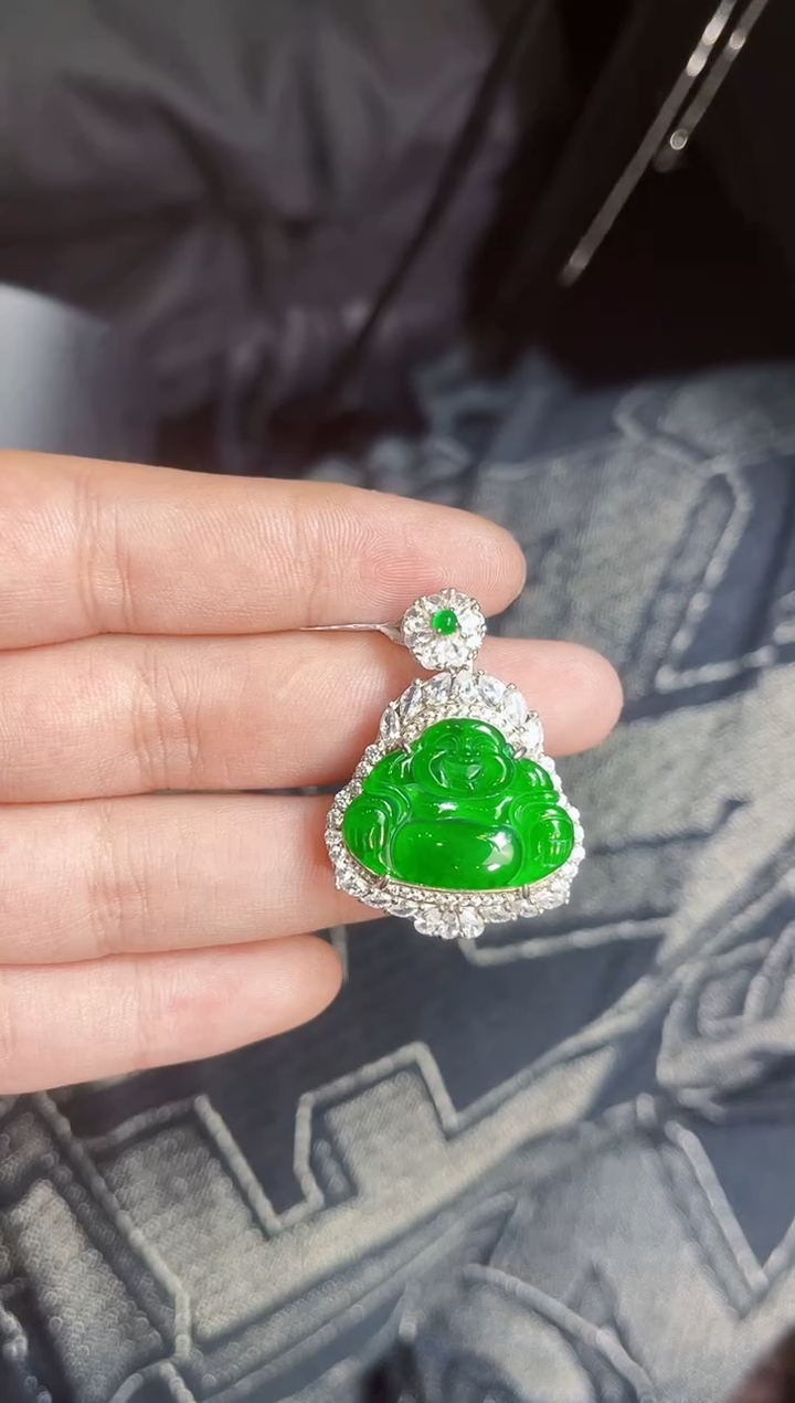 翡翠银S925镶嵌颈饰佛公吊坠