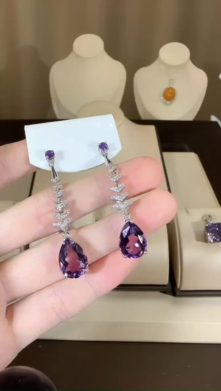 【闪购商品】紫晶耳饰银S925镶嵌10*15mm耳坠