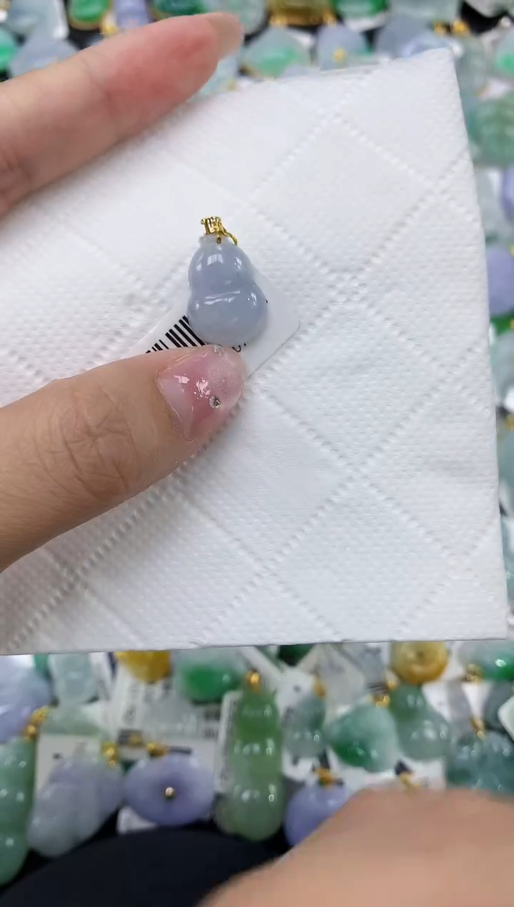 翡翠18K金镶嵌颈饰11111111111