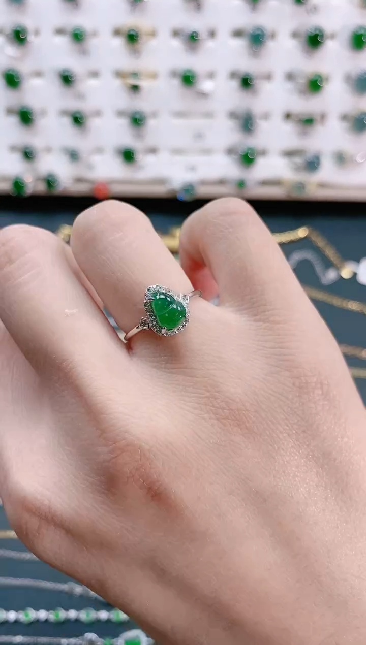 【闪购商品】翡翠戒指银S925镶嵌天然翡翠