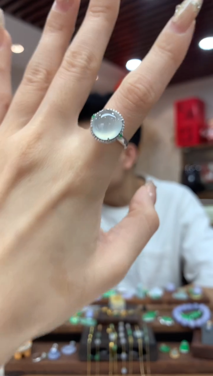 【闪购商品】翡翠戒指18K金镶嵌戒指