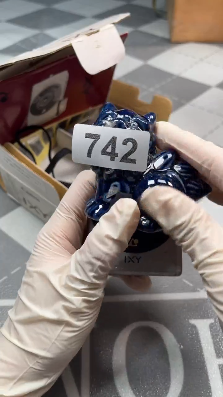 瓷片陶瓷如图所示周边