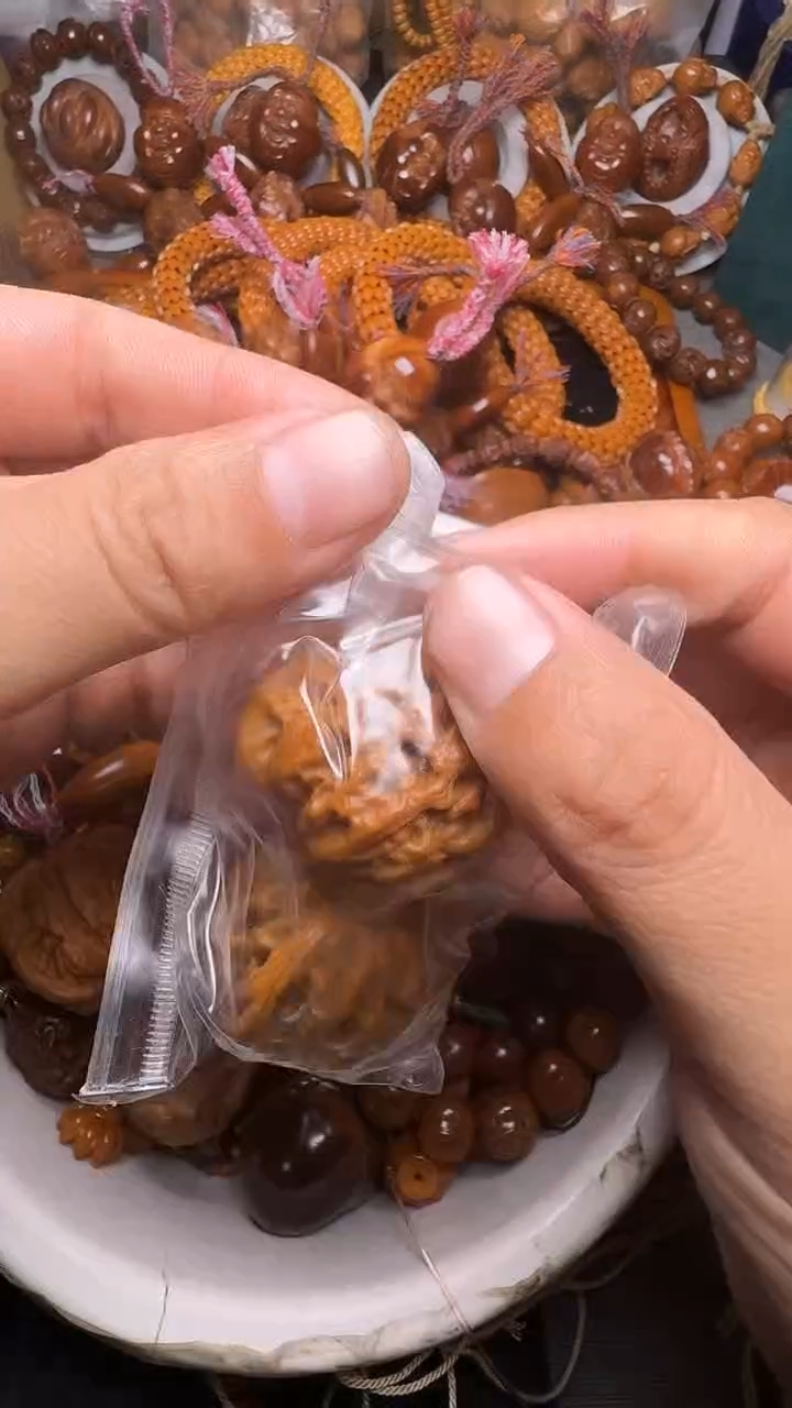 手串橄榄核核桃一对